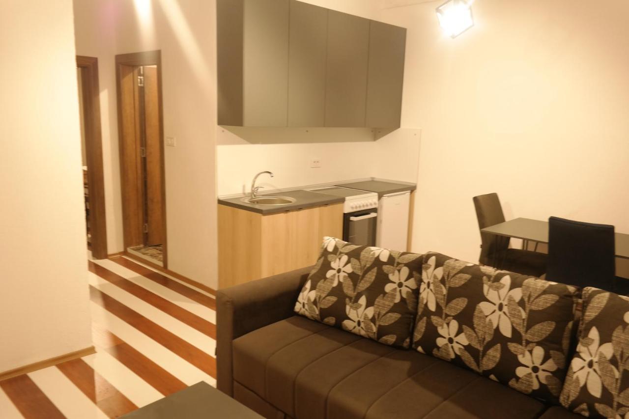 Villa Family Kumanova Dış mekan fotoğraf